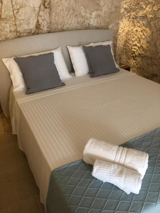 Bed and Breakfast Ca Sotto L'Arco Ostuni Exterior foto